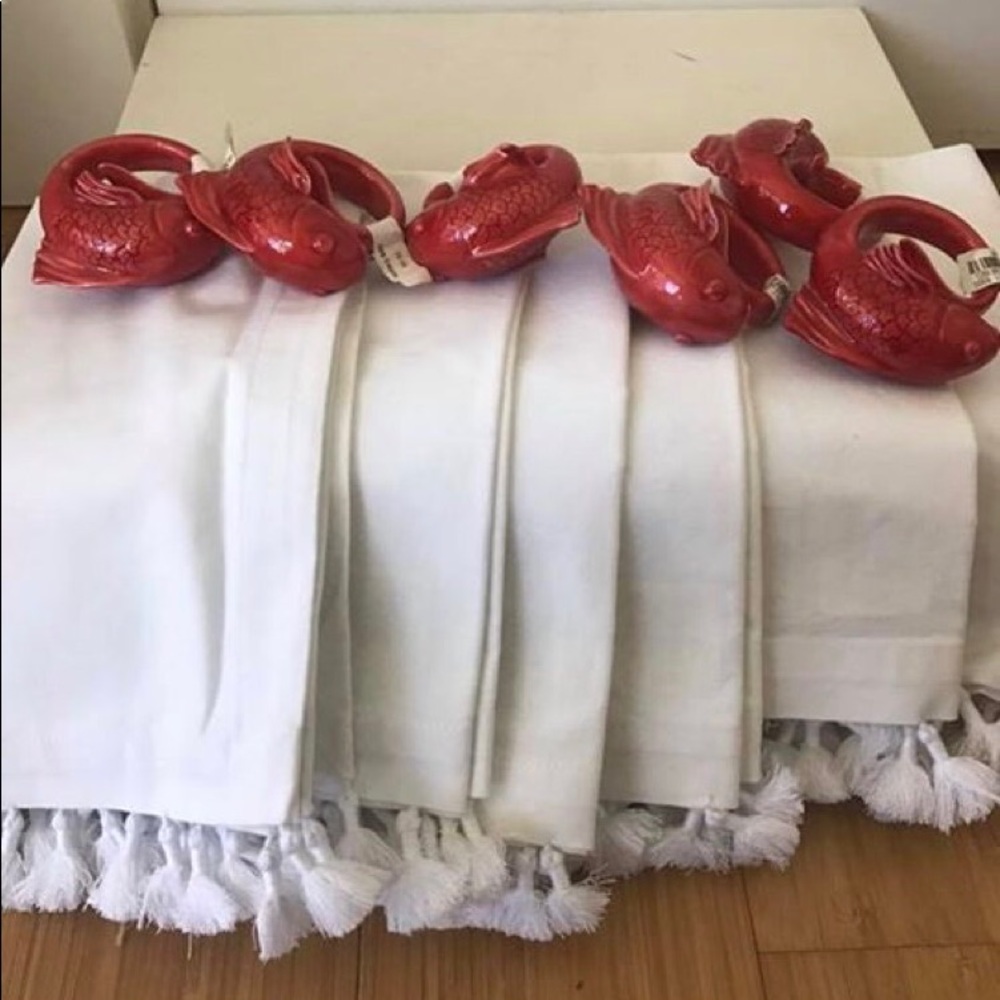 NWT  Pottery Barn Napkin Rings & Cloth Napkins